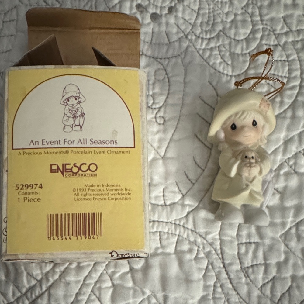 Enesco Precious Moments Porcelain Ornament - Cream and Gold